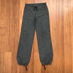 Lululemon draw string loose fit yoga pants